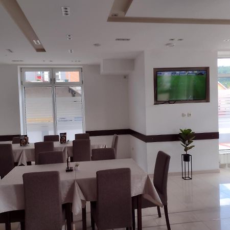 Banja Koviljača Zlatni San酒店 外观 照片