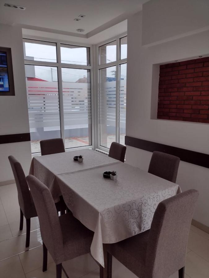 Banja Koviljača Zlatni San酒店 外观 照片